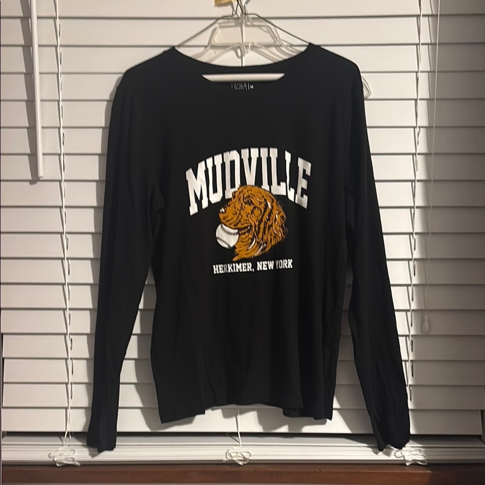 Time and Tru Black Crew Neck Shirt